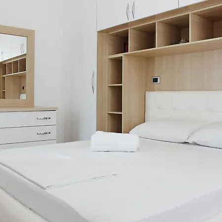 Apartment Sunny Apts Sarande