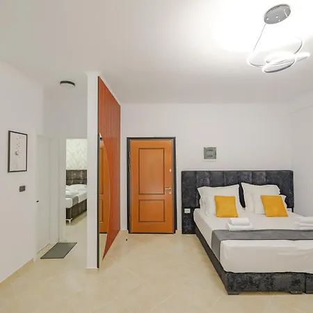 Sunny Apts Apartment Sarande