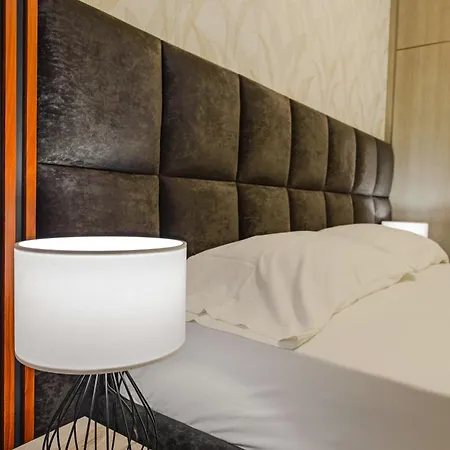 Sunny Apartments Appartamento