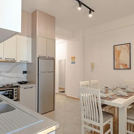 Sunny Apts Apartment