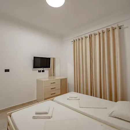 Sunny Apts Apartment