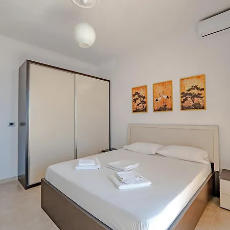 Sunny Apts * Sarande