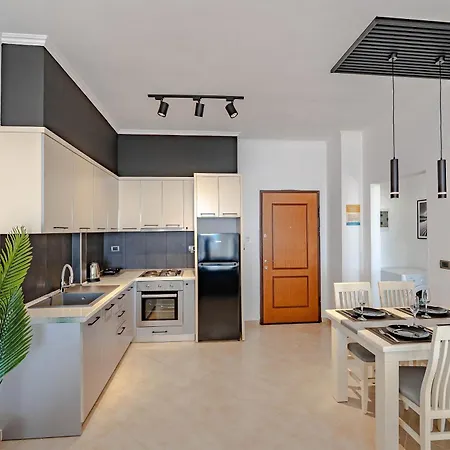 Sunny Apts Apartment