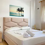 Sunny アパート Sarandë