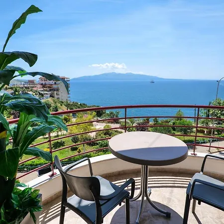 Sunny Apartments Saranda